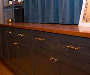Bar cabinetry